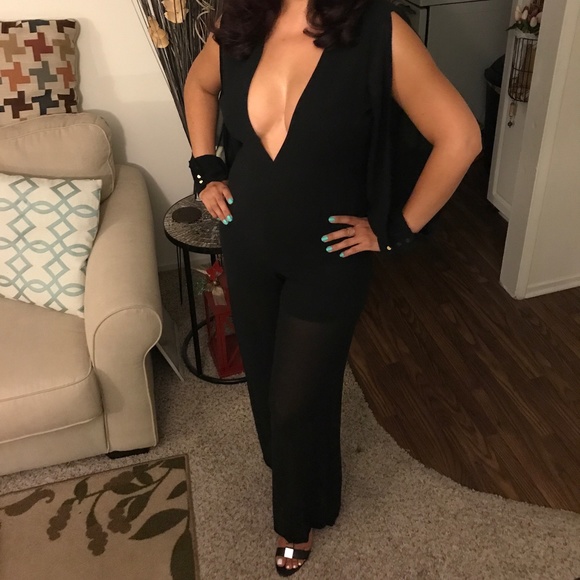 Forever 21.Medium. Black Jumpsuit - Picture 1 of 4